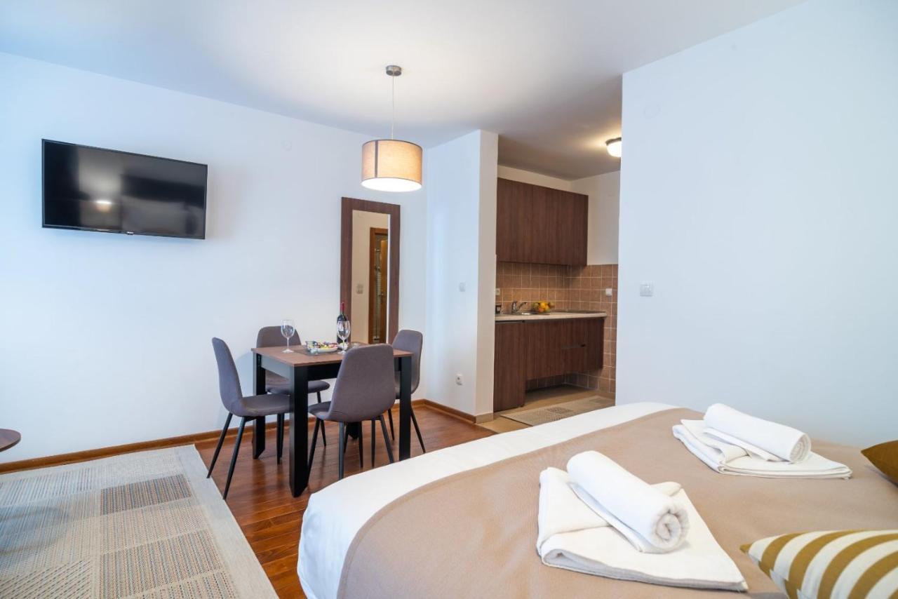 Apartman Eros Vrnjačka Banja Buitenkant foto